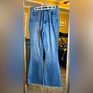 Cowboy pants with flare